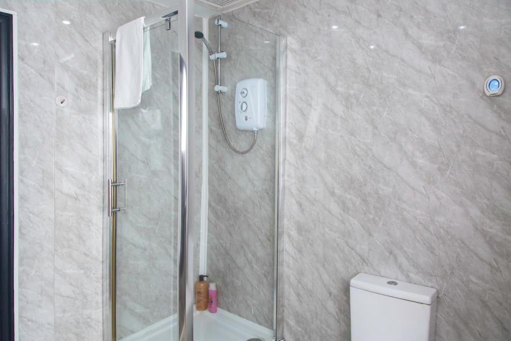 Apartamento Bootle, Liverpool Modern 1Bed Ft Exterior foto